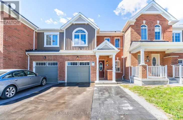 1002 REFLECTION PLACE, Pickering, Ontario L1X0E9