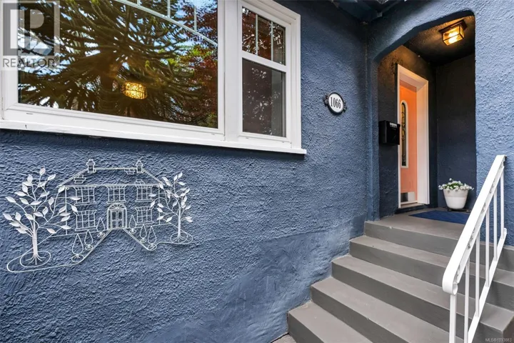 1066 Finlayson St, Victoria, British Columbia V8T2T7