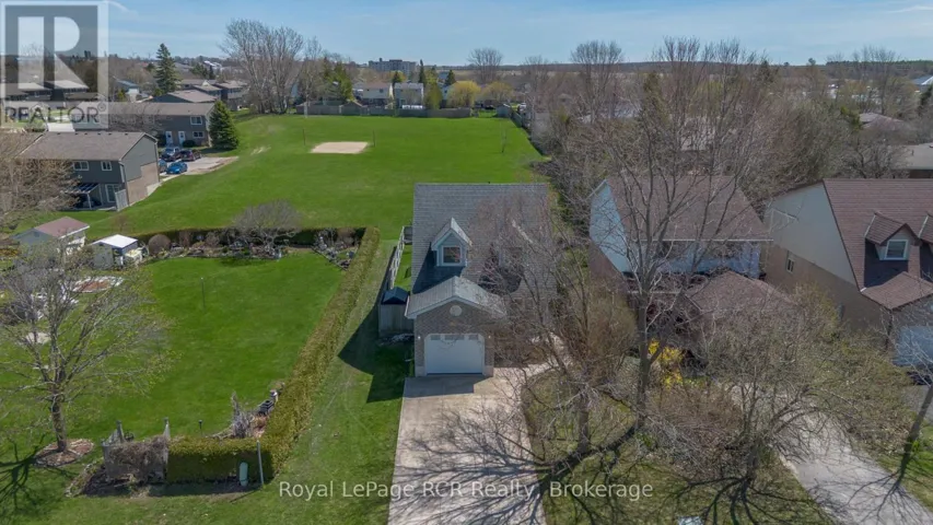 821 MACKENDRICK DRIVE, Kincardine, Ontario N2Z3A5