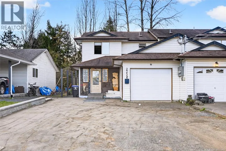 A 2259 Urquhart Ave, Courtenay, British Columbia V9N7S6