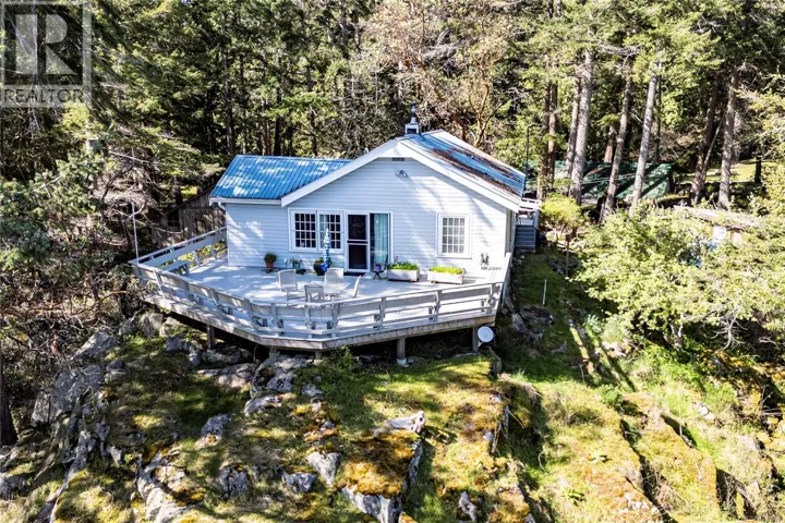 1410 Red Granite Rd, Cortes Island, British Columbia V0P1K0