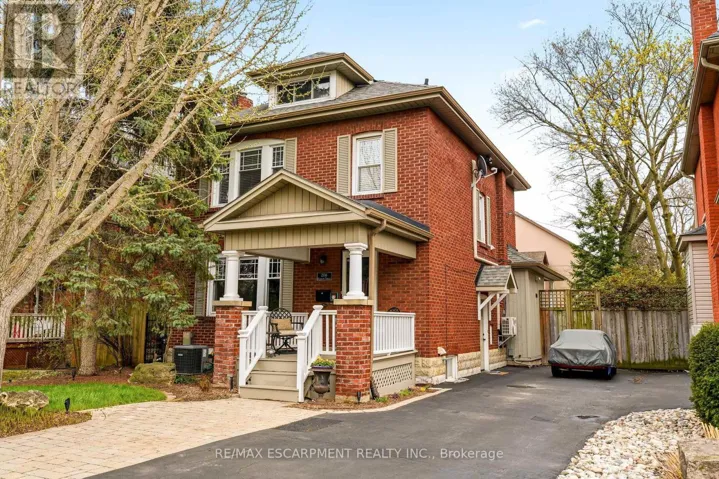 2116 CAROLINE STREET, Burlington (Brant), Ontario L7R1L8