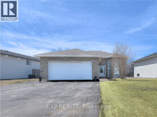 4343 CHATEAU CRESCENT, Greater Sudbury (Sudbury), Ontario P3P1Y6