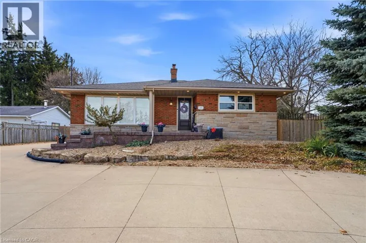 473 MOHAWK Road W, Hamilton, Ontario L9C1X3