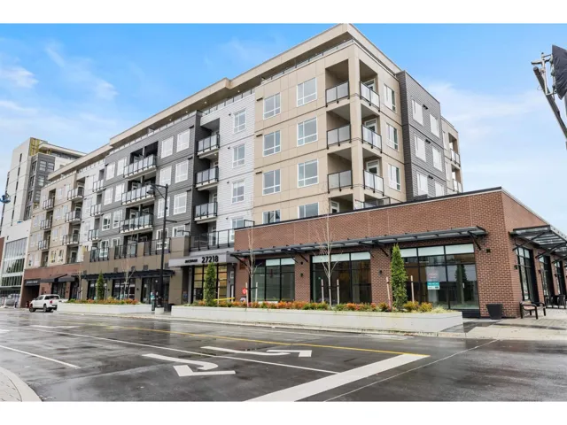 601 27218 ALDERGROVE TOWN CENTER DRIVE, Langley, British Columbia V4W0E4