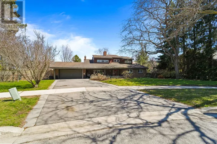 1460 HALYARD COURT, Mississauga (Clarkson), Ontario L5J1B1