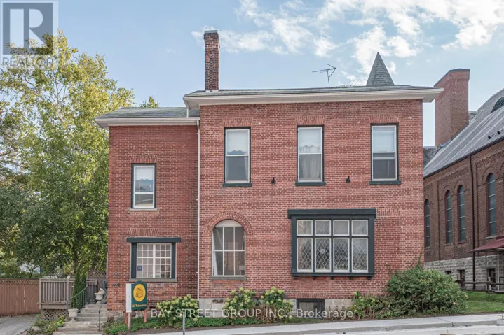 127 WALTON STREET, Port Hope, Ontario L1A1N4