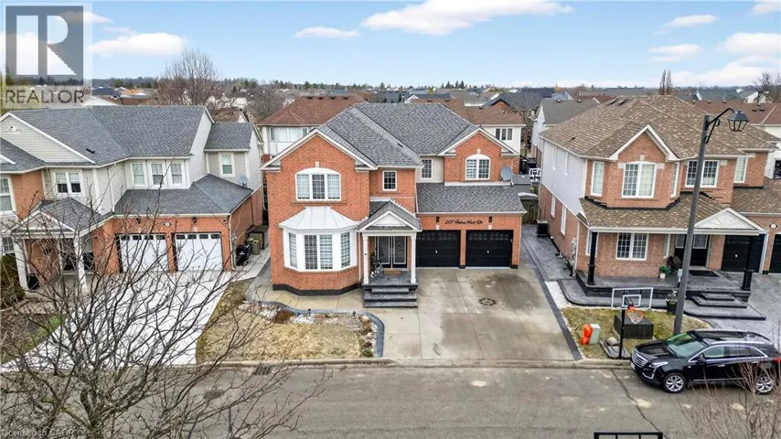 207 ARTHUR FACH Drive, Cambridge, Ontario N1T2G2