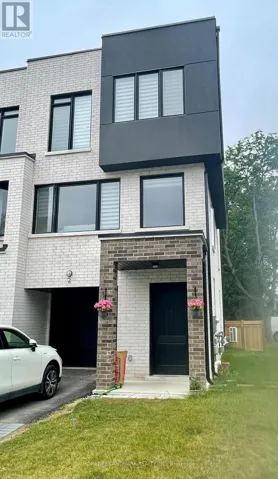 MAIN & BASEMENT - 2 PERSICA STREET, Richmond Hill (Oak Ridges), Ontario L4E1L3