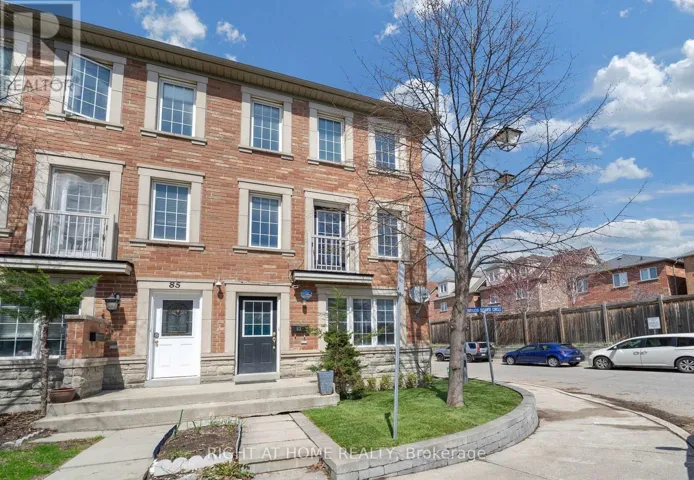 83 ODOARDO DI SANTO CIRCLE, Toronto (Downsview-Roding-CFB), Ontario M3L0E9