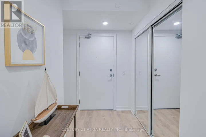 217 - 1100 SHEPPARD AVENUE W, Toronto (York University Heights), Ontario M3K0E4