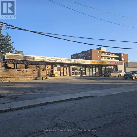 9 - 125 GAILMONT DRIVE, Hamilton (Corman), Ontario L8K4B8