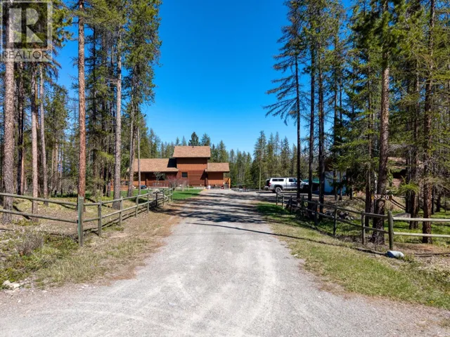 3520 25th Street S, Cranbrook, British Columbia V1C7H3