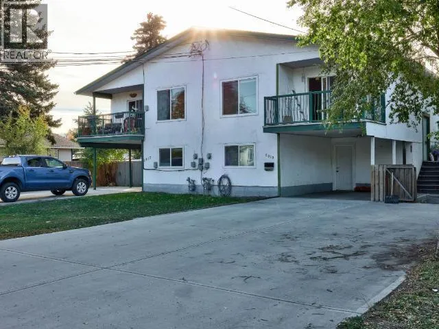 2017 SUNNYCREST Avenue, Kamloops, British Columbia V2B4L9