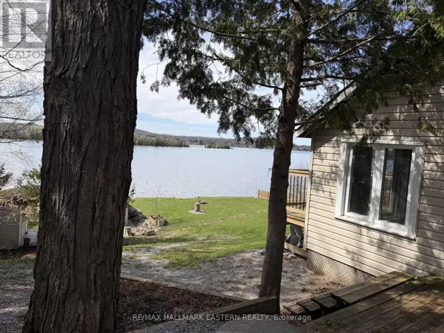 344 FIFE AVENUE, Selwyn, Ontario K9J6X3