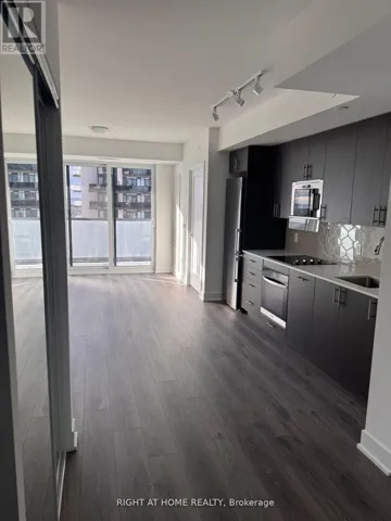 1015 - 2545 SIMCOE STREET N, Oshawa (Windfields), Ontario L1L0W3