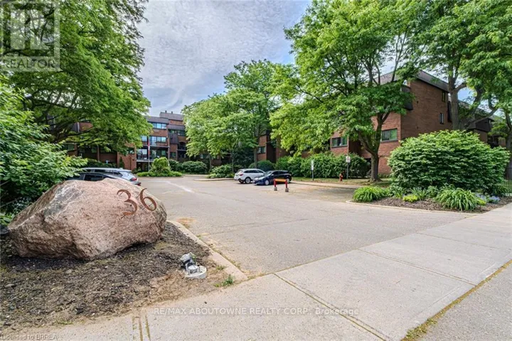 334 - 36 HAYHURST ROAD, Brantford, Ontario N3R6Y9