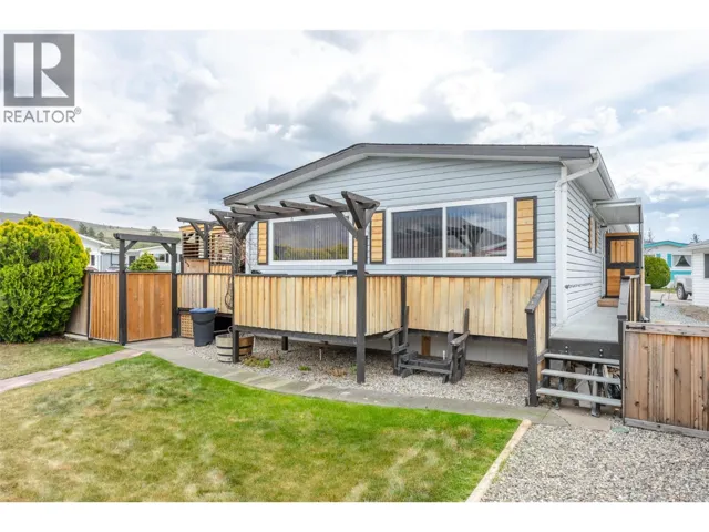 6601 TUCELNUIT Drive Unit# 30, Oliver, British Columbia V0H1T3