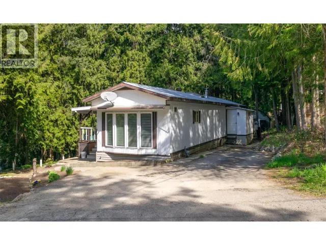 5161 63 Avenue NE Unit# 19, Salmon Arm, British Columbia V0E1K0