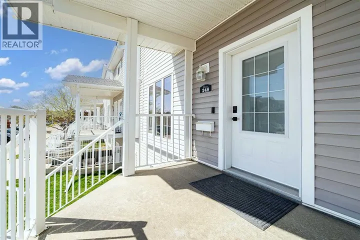 248 Northlands Pointe NE, Medicine Hat, Alberta T1C0B9