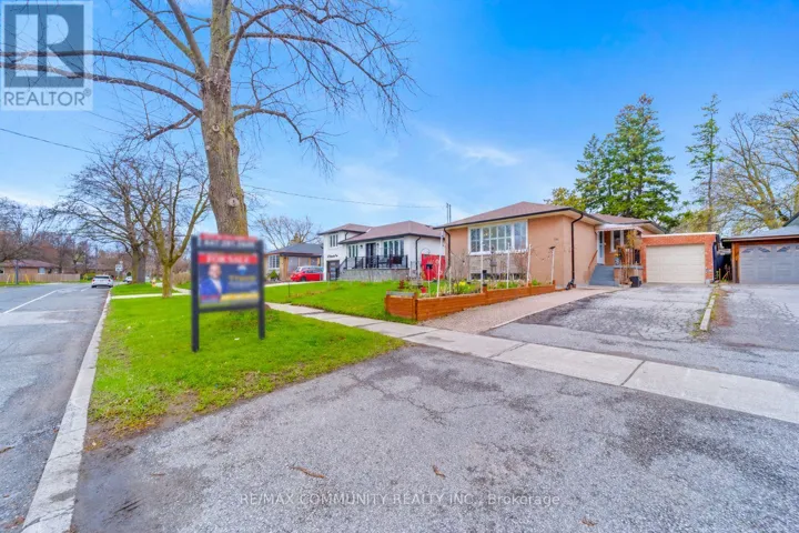 118 BRIMORTON DRIVE, Toronto (Bendale), Ontario M1P4A1