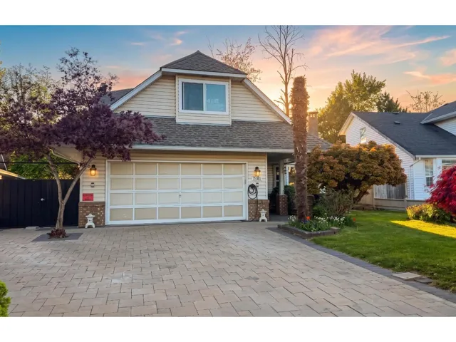 7461 123 STREET, Surrey, British Columbia V3W9N1