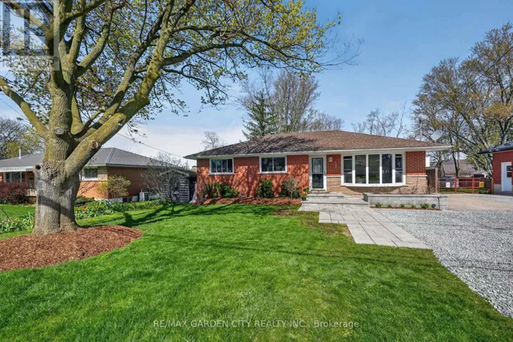 127 AYR STREET, Haldimand, Ontario N3W1E5