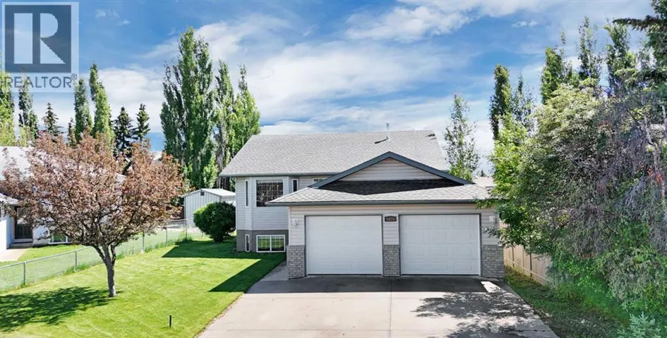 5823 60 Avenue, Rocky Mountain House, Alberta T4T1K2