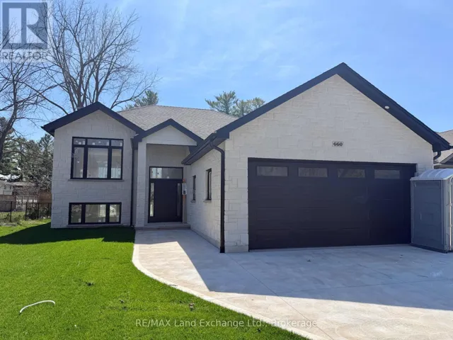 660 DEVONSHIRE ROAD, Saugeen Shores, Ontario N0H2C3