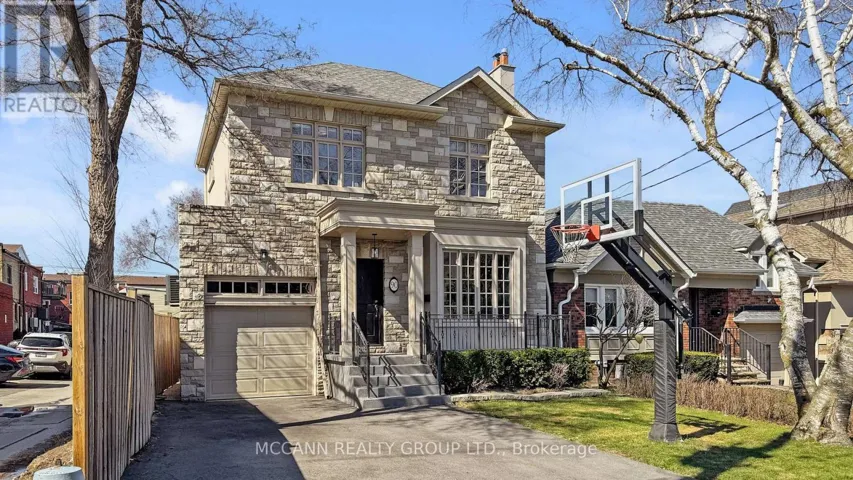 90 HADDINGTON AVENUE, Toronto (Bedford Park-Nortown), Ontario M5M2P3
