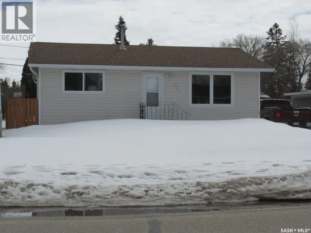 302 7th AVENUE W, Nipawin, Saskatchewan S0E1E0