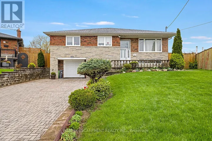 LOWER LEVEL - 51 MANGROVE ROAD, Toronto (Rustic), Ontario M6L2A4