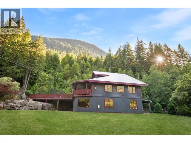 2809 Slocan Valley West Road, Slocan Park, British Columbia V0G2E0