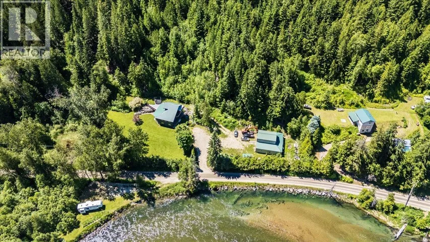 2809 Slocan Valley West Road, Slocan Park, British Columbia V0G2E0