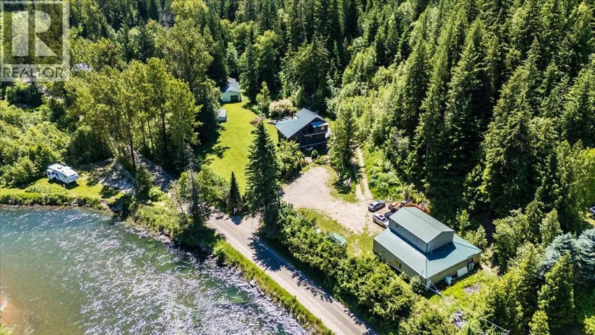 2809 Slocan Valley West Road, Slocan Park, British Columbia V0G2E0