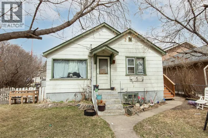 5114 37 Street, Red Deer, Alberta T4N0V8