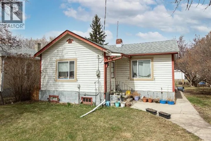 5118 37 Street, Red Deer, Alberta T4N0V8