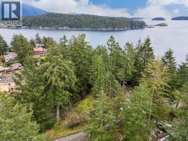 Lot A SKYLINE DRIVE, Gibsons, British Columbia V0N1V8