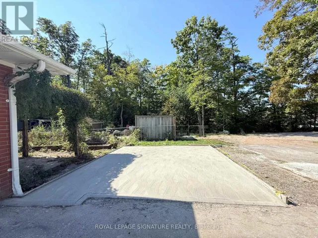 38 BURNHAMTHORPE ROAD W, Oakville (GO Glenorchy), Ontario L6M4K4