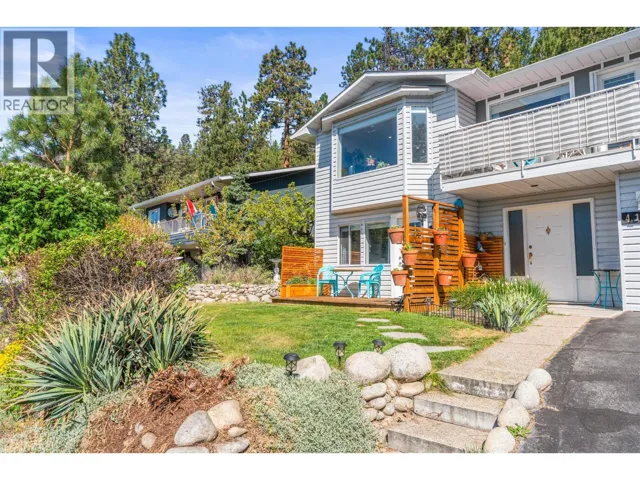 4138 4th Avenue, Peachland, British Columbia V0H1X5