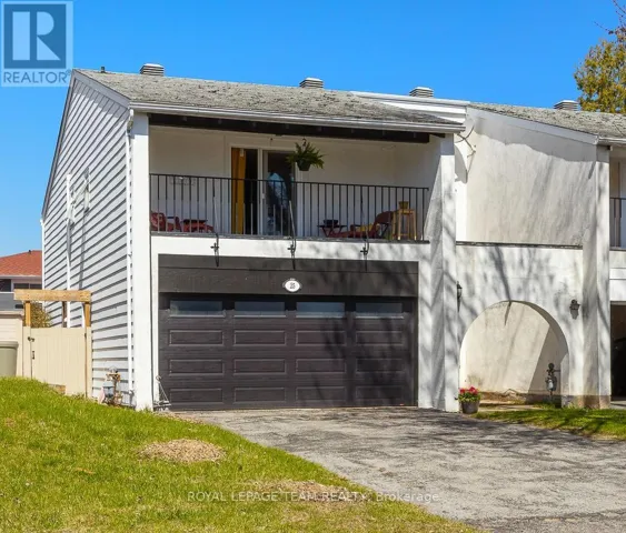 25 GRADY CRESCENT, Ottawa, Ontario K2H5S2