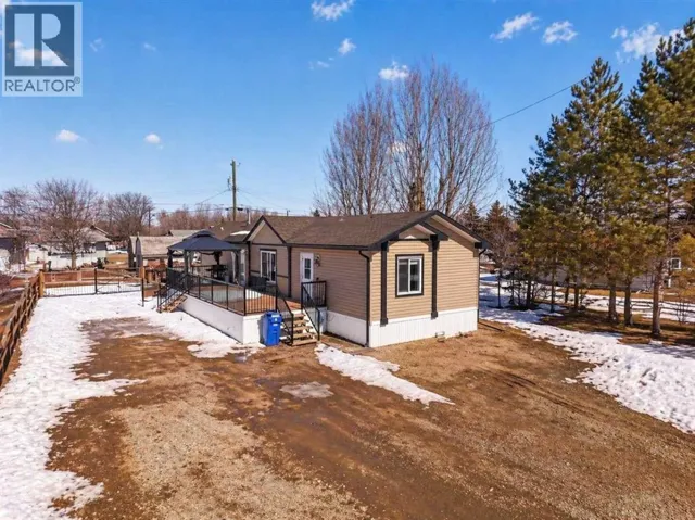 10614 103 Avenue, La Crete, Alberta T0H2H0