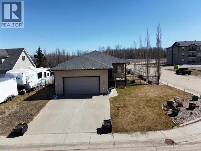 601 3 Street, Fox Creek, Alberta T0H1P0