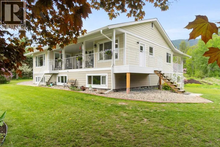 4501 44 Avenue NW, Salmon Arm, British Columbia V1E3A7