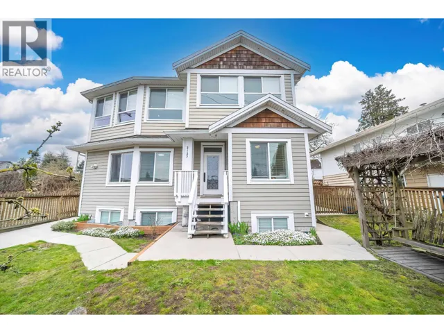 2123 SEVENTH AVENUE, New Westminster, British Columbia V3M2L7
