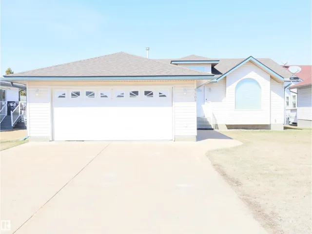 5802 52 AV, Barrhead, Alberta T7N1N6