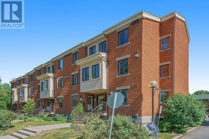 1174 BLASDELL AVENUE, Ottawa, Ontario K1K4H5