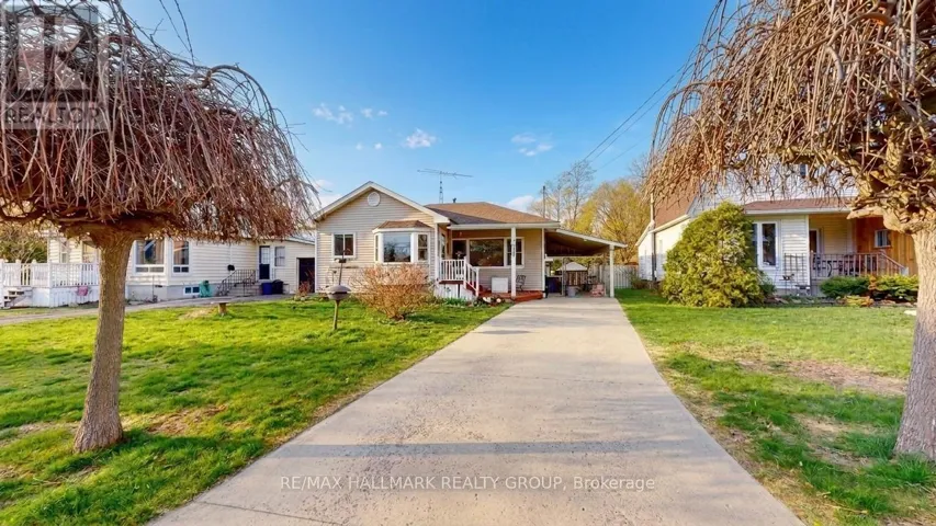 20 CRAWFORD STREET, Brockville, Ontario K6V1S3