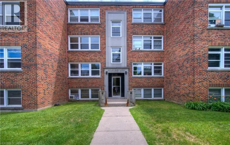 141 CHAPEL Street Unit# 9, Kitchener, Ontario N2H2T6