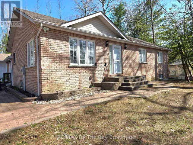 UNIT A - 31 FOREST AVENUE, Wasaga Beach, Ontario L9Z2K4